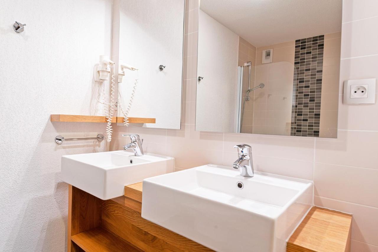 Lagrange Vacances Les Chalets D'Emeraude Отелюс Екстериор снимка